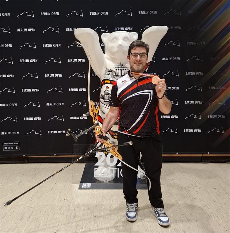 1765941643972378.jpg berlin open.jpg