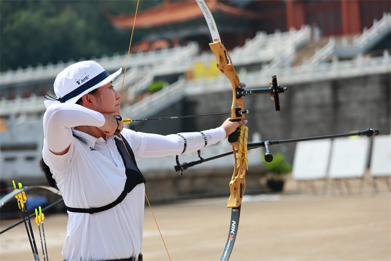 NIKA射手-刘思家.jpg